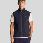 Gilet Lyle & Scott senza maniche, capo versatile offre sia stile che confort